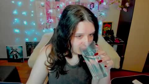 Kate online show from May 2026 01:13:01 AM