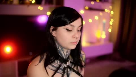 acid_pie online show from March 2025 06:41:01 AM