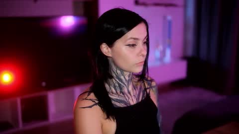 acid_pie online show from September 2025 04:29:01 PM