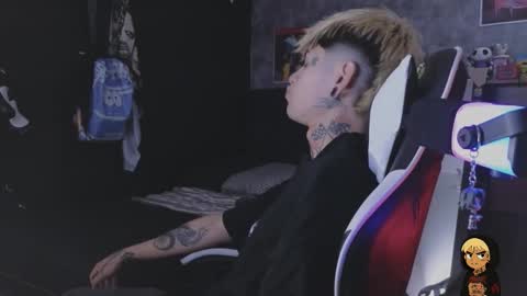 Acid Milo online show from February 2026 04:30:01 PM