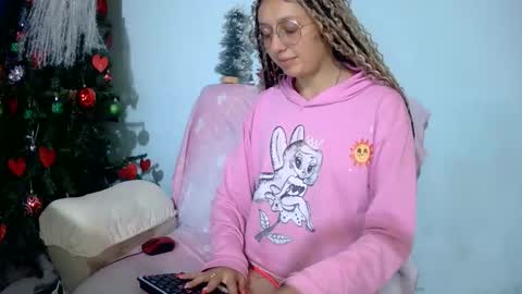 Ada naugthy28 online show from December 2025 12:51:01 AM