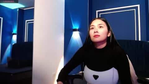 Adaira online show from November 2025 04:29:02 AM