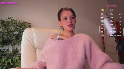 Snapshot of adalyn_glow chatting on November 2025 11:07:02 PM Adalyn online show from November 2025 11:07:02 PM