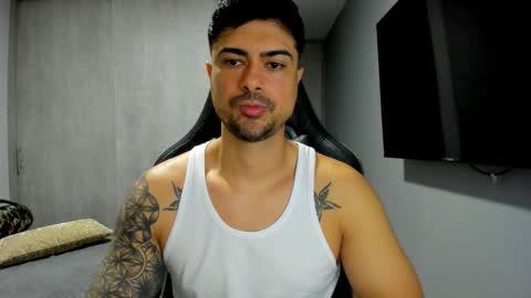 adam clarke online show from November 2025 02:24:02 PM