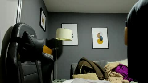 adam clarke online show from April 2026 03:37:01 AM