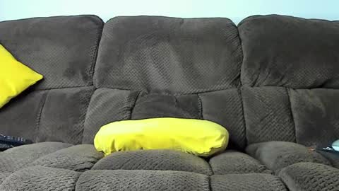 adam_esd_ online show from January 2025 10:59:02 AM