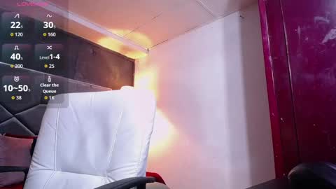 adam_fit19cm online show from October 2025 02:36:01 PM