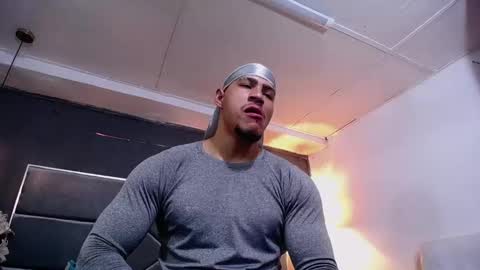 adam_fit19cm online show from November 2025 01:44:02 PM