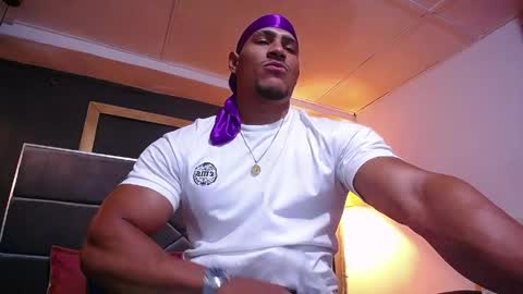 adam_fit19cm online show from May 2026 01:32:02 AM