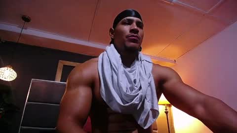 adam_fit19cm online show from May 2026 01:52:01 PM