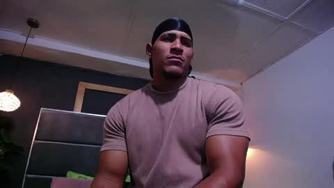 adam_fit19cm online show from May 2026 02:13:02 PM