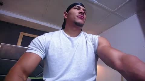 adam_fit19cm online show from June 2026 02:33:02 PM