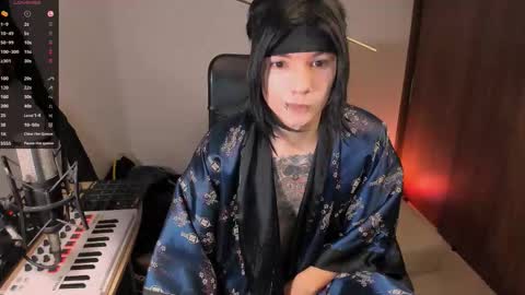 Snapshot of adam_rocket chatting on October 2025 01:48:02 AM Adam online show from October 2025 01:48:02 AM