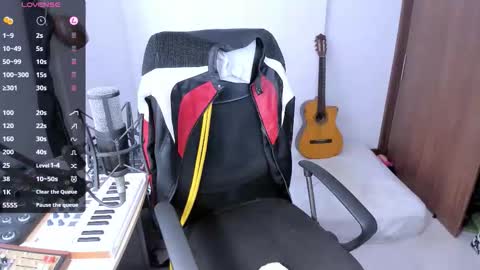 Snapshot of adam_rocket chatting on November 2025 03:12:02 PM Adam online show from November 2025 03:12:02 PM