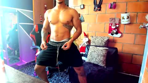 Adam Valencia online show from December 2024 07:07:02 PM