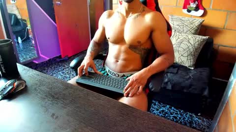 Adam Valencia online show from January 2025 04:33:01 PM