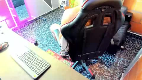 Adam Valencia online show from January 2025 03:53:02 PM