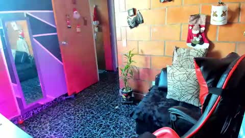 Adam Valencia online show from January 2025 02:14:01 PM