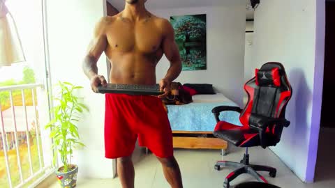 Adam Valencia online show from October 2025 04:41:01 PM