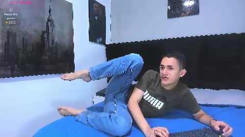 adam_walker_1 online show from July 2026 04:11:02 PM