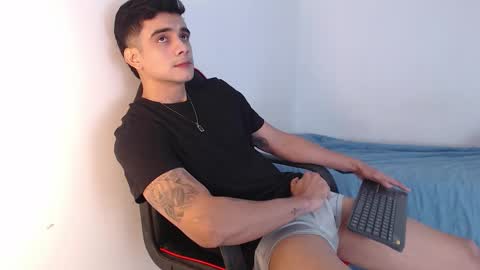 Hello guys excuse my absence I will be absent for several days for health reasons I hope you understand thank you very much. online show from September 2025 05:44:02 AM