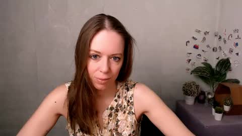 Snapshot of adamais_ chatting on April 2026 06:46:01 AM adamais_ online show from April 2026 06:46:01 AM
