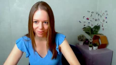 Snapshot of adamais_ chatting on April 2026 05:44:02 AM adamais_ online show from April 2026 05:44:02 AM