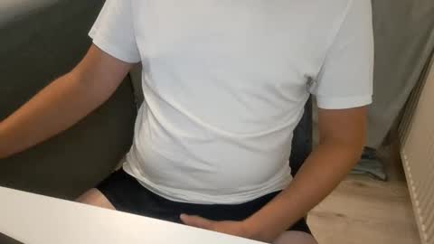 Snapshot of adampark17 chatting on October 2025 03:57:02 PM Adam online show from October 2025 03:57:02 PM