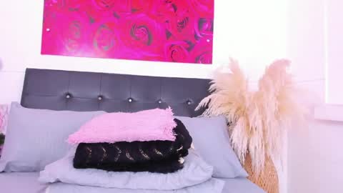 Cloe Adams  online show from April 2026 12:29:02 PM