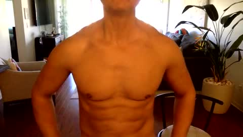 Adam online show from November 2025 03:33:01 PM