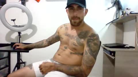 Snapshot of adan_carter chatting on October 2025 04:24:02 AM adan_carter online show from October 2025 04:24:02 AM