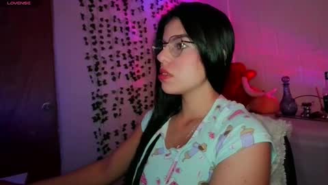 Adara online show from February 2025 07:09:01 PM