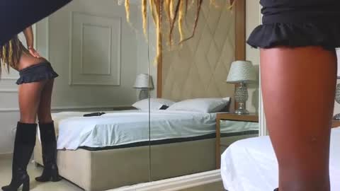 adarasmiith online show from January 2025 04:19:01 PM