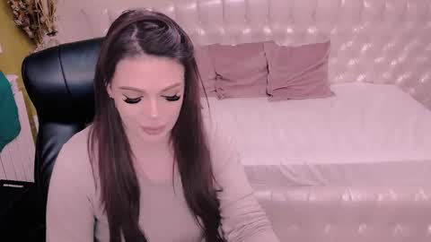 Snapshot of adarubyy chatting on January 2025 05:18:02 AM adarubyy online show from January 2025 05:18:02 AM