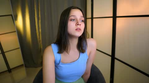 Snapshot of addy_moon chatting on March 2025 04:33:02 PM Addy online show from March 2025 04:33:02 PM