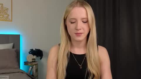 Adele online show from November 2025 10:11:02 PM