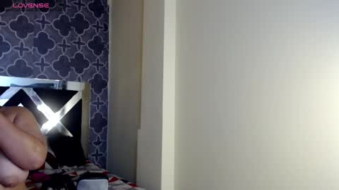 Snapshot of adele_cruzz chatting on January 2026 10:59:02 PM adele cruzz online show from January 2026 10:59:02 PM