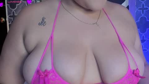 Snapshot of adele_cruzz chatting on February 2026 10:00:02 PM adele cruzz online show from February 2026 10:00:02 PM