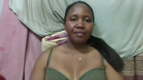adelealy online show from April 2026 02:58:01 AM