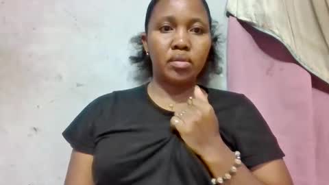 adelealy online show from May 2026 02:29:01 AM