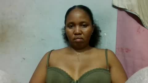 adelealy online show from May 2026 02:35:01 PM