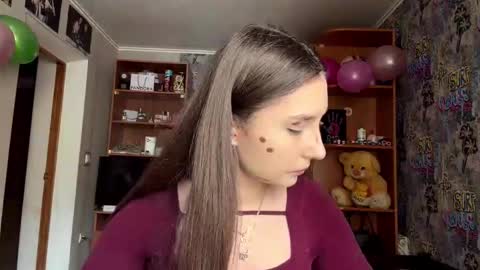 Snapshot of adeleapel chatting on February 2026 10:11:02 AM Poly online show from February 2026 10:11:02 AM