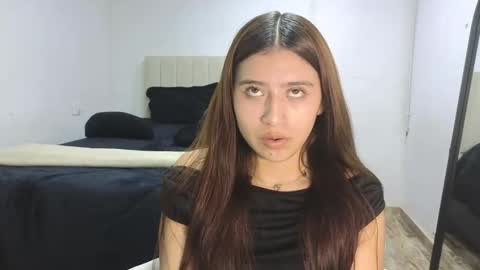 Snapshot of adelein_foxxx chatting on October 2025 02:56:02 AM adellein foxx online show from October 2025 02:56:02 AM