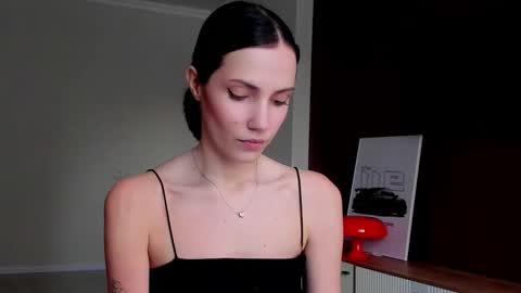 Snapshot of adeleshinem chatting on November 2025 09:41:01 AM Adele Shine online show from November 2025 09:41:01 AM