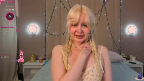 adelesilvy online show from April 2026 01:54:01 AM