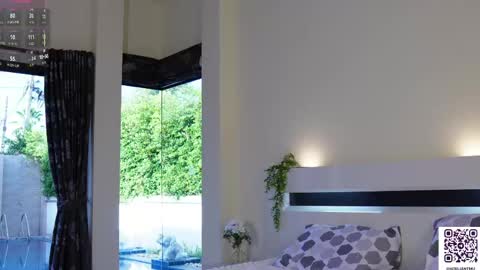 Adelia online show from May 2026 12:37:01 AM