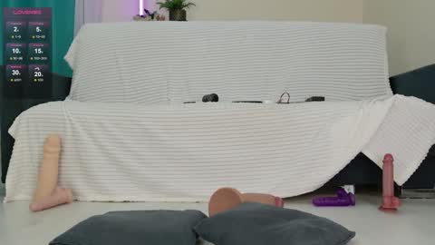 Adelika online show from December 2025 07:53:02 PM