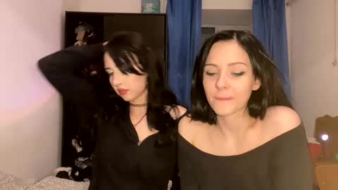 Snapshot of adelin_rr chatting on September 2025 12:38:01 AM adelin online show from September 2025 12:38:01 AM