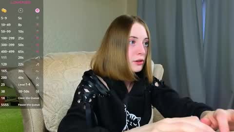 Adelina online show from May 2026 09:37:01 AM