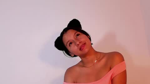 Adelle online show from January 2025 04:47:01 AM